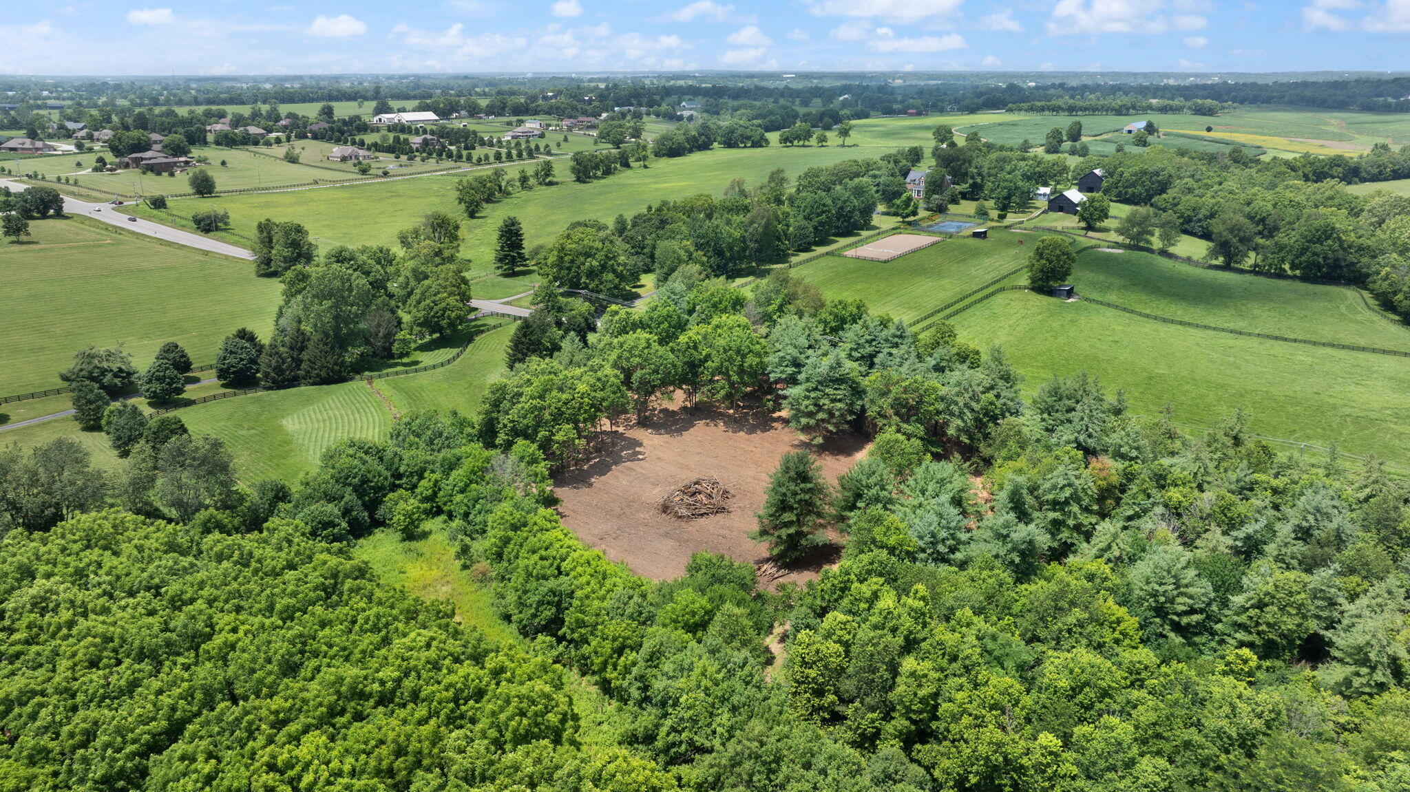 5365 Paris Road Georgetown, KY 40324 - Photo 2 of 43 41-web-or-mls-DJI_20250707135711_0318_D