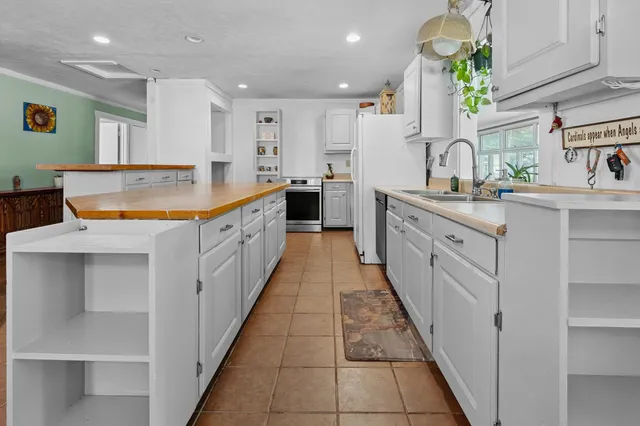 $624,900 | 41 Linden Road, Conway, NH 03860