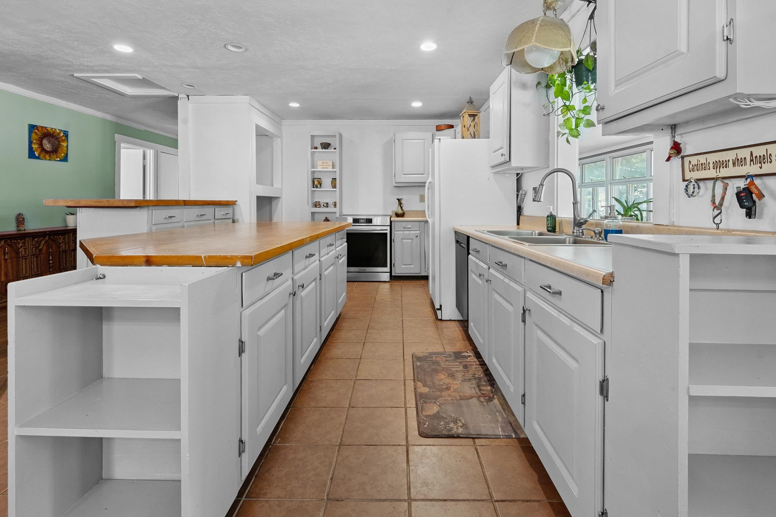 41 Linden Road Conway, NH 03860 - Photo 15 of 59