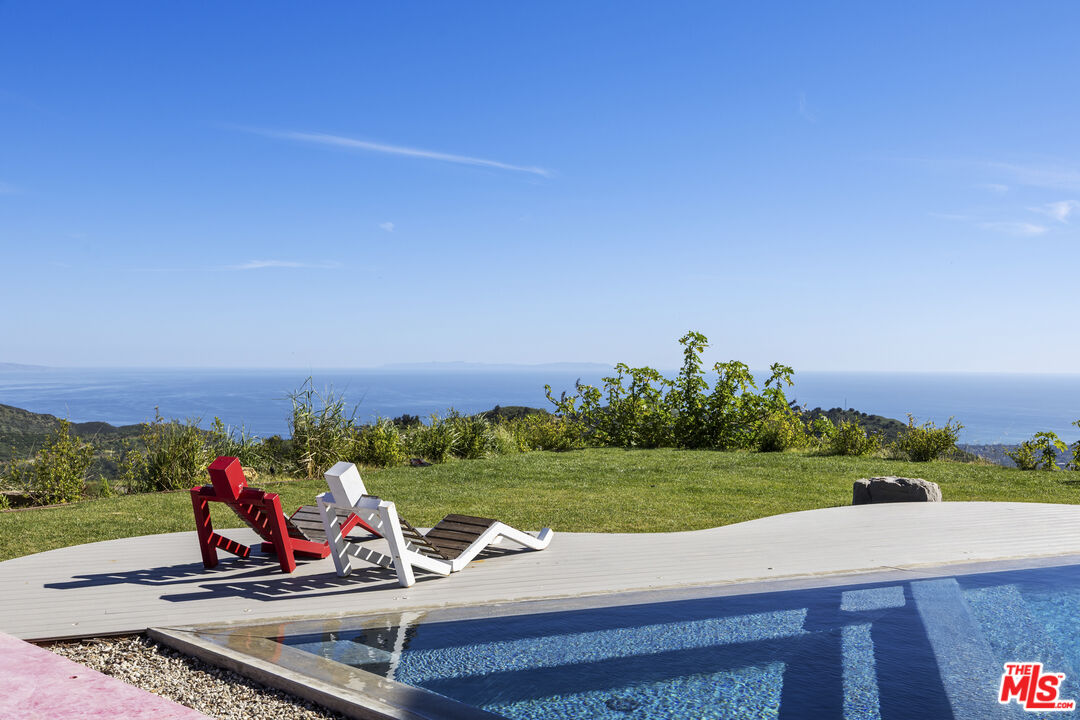 2514 Cayman Road Malibu, CA 90265 - Photo 3 of 26