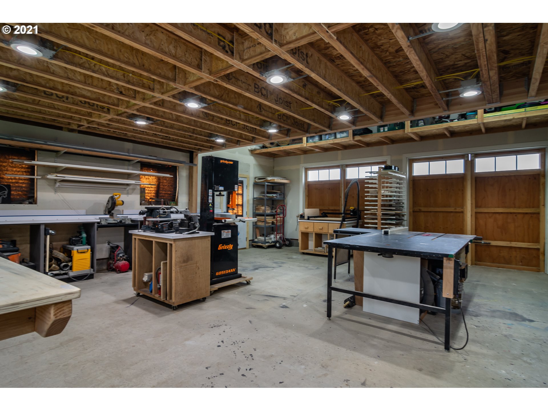 151 North Side Road Sutherlin, OR 97479 - Photo 12 of 27 a view of a storage & utility room
