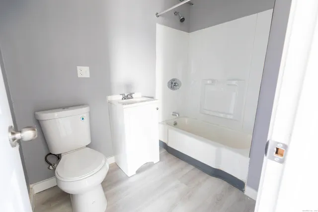 $1,450 | 247 Washington Street, Unit 3S, New Britain, CT 06051