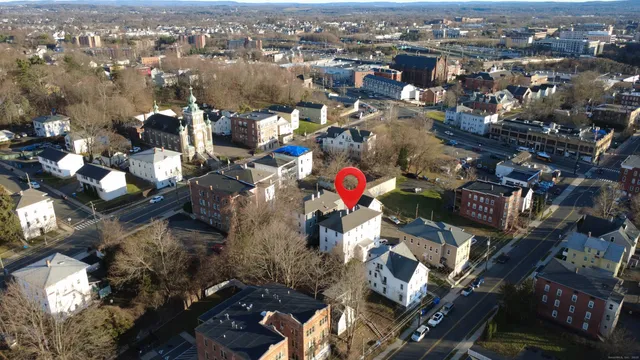 $1,450 | 247 Washington Street, Unit 3S, New Britain, CT 06051