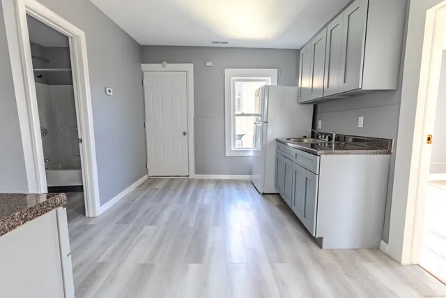 $1,450 | 247 Washington Street, Unit 3S, New Britain, CT 06051