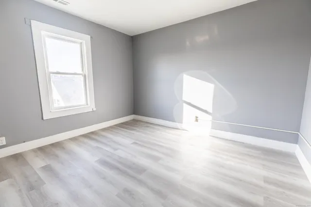 $1,450 | 247 Washington Street, Unit 3S, New Britain, CT 06051