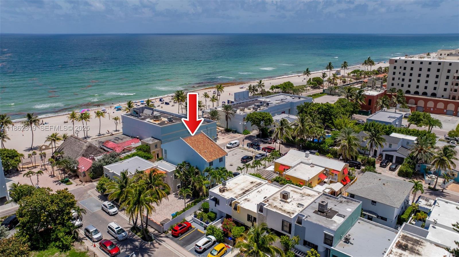 311 North Surf Road, Unit 311 Hollywood, FL 33019 - Photo 12 of 68