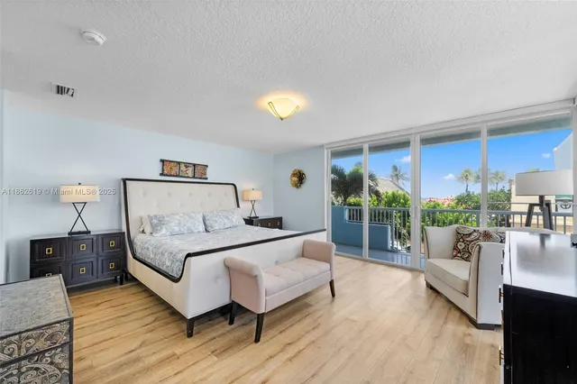 $17,000 | 311 North Surf Road, Unit 311, Hollywood, FL 33019