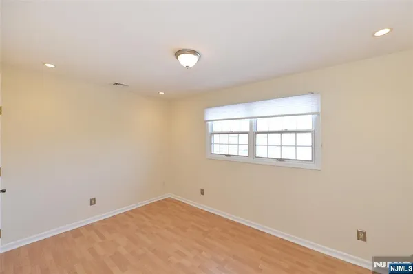 $4,300 | 140 Bellair Road, Unit Q, Ridgewood, NJ 07450