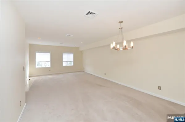$4,300 | 140 Bellair Road, Unit Q, Ridgewood, NJ 07450
