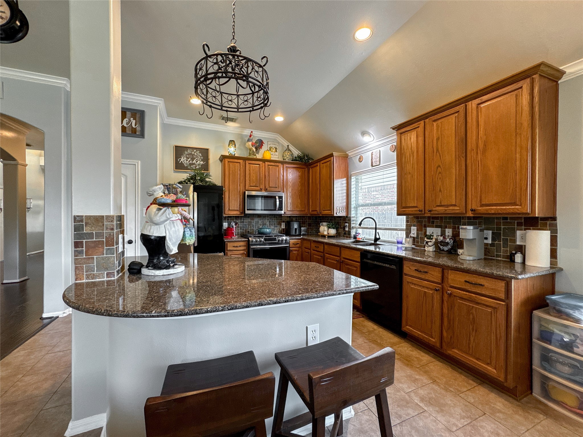 14 Palmdale Lane Manvel, TX 77578 - Photo 19 of 35 Countertops are a magnificent granite