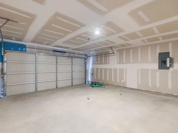 a view of a garage