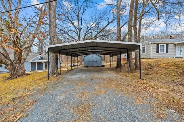 $157,500 | 210 West Balfour Avenue, Asheboro, NC 27203