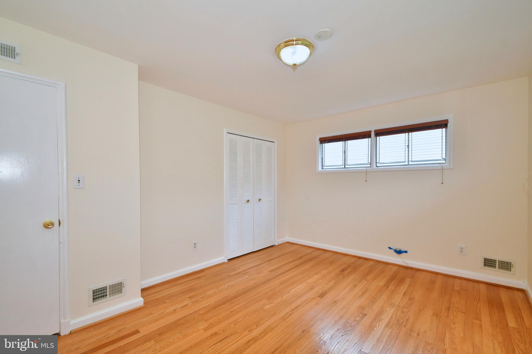 811 Milford Mill Road Baltimore, MD 21208 - Photo 5 of 49 Bedroom 1