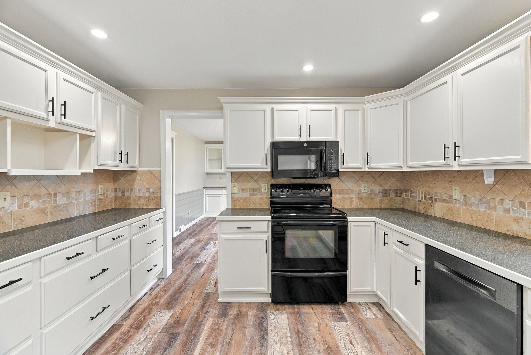 307 West Graves Road Spokane, WA 99218 - Photo 17 of 50 Gallery Image 17