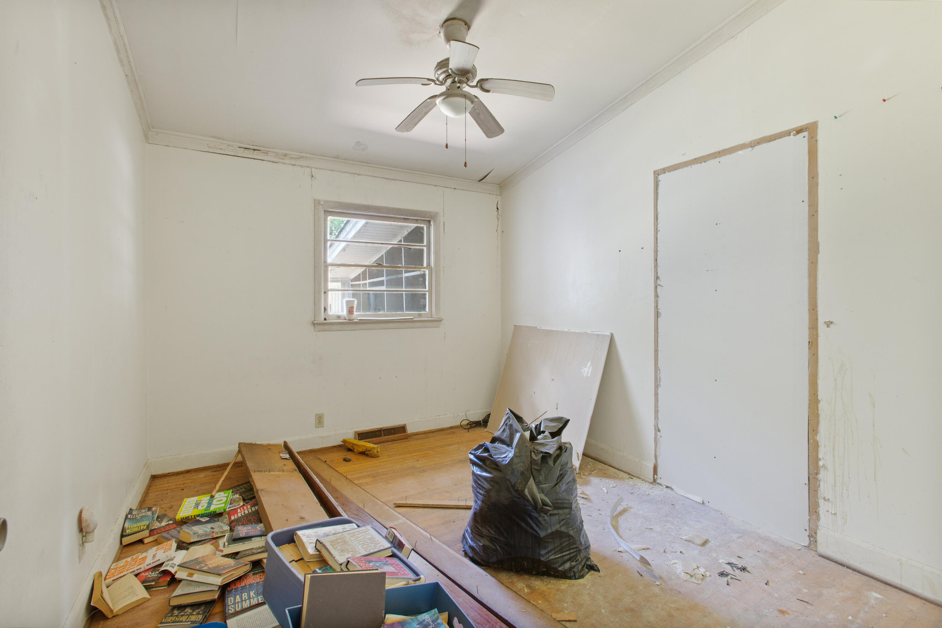 600 Virginia Street Kingstree, SC 29556 - Photo 5 of 13 600VirginiaSt.NicoleBurbagePhoto-5