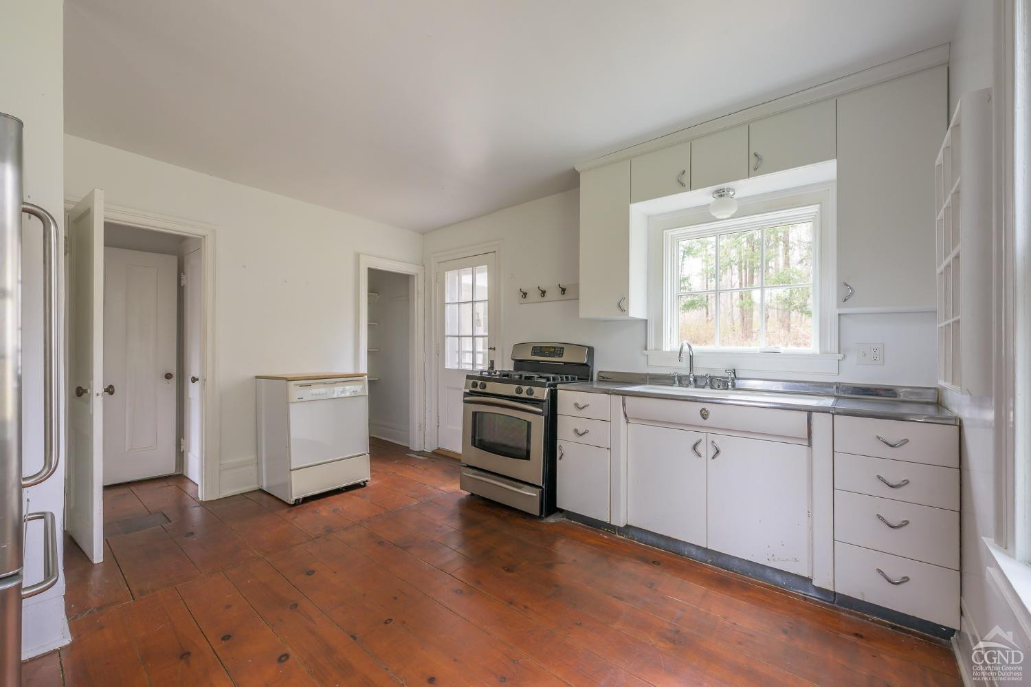 1606 Bulls Head Road Clinton Corners, NY 12514 - Photo 16 of 92 Kitchen