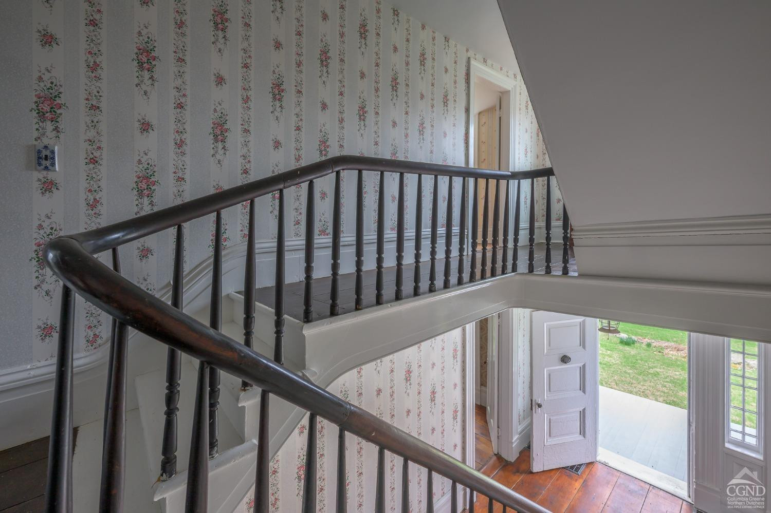 1606 Bulls Head Road Clinton Corners, NY 12514 - Photo 19 of 92 Upstairs Landing