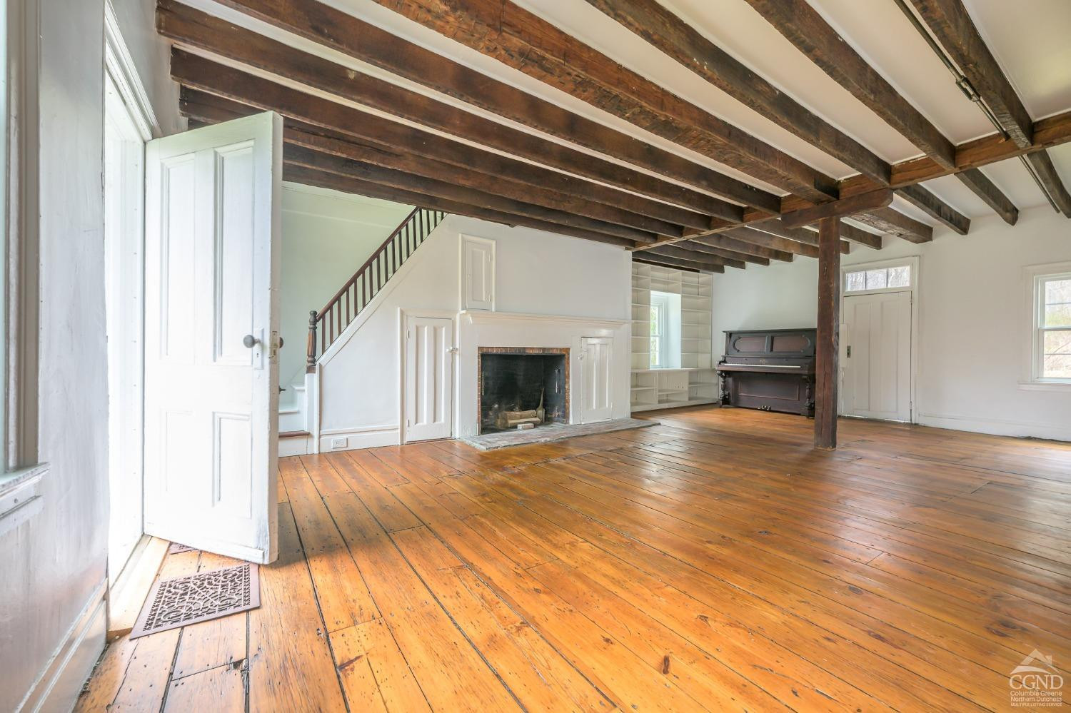1606 Bulls Head Road Clinton Corners, NY 12514 - Photo 6 of 92 Living Room Separate Entrance