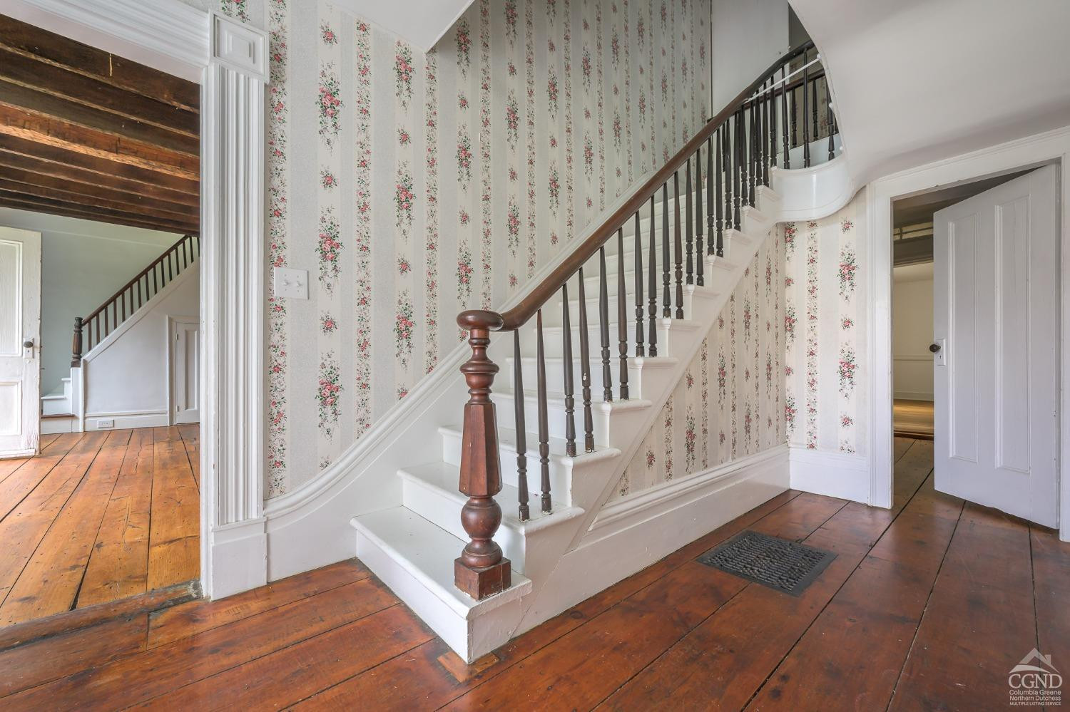 1606 Bulls Head Road Clinton Corners, NY 12514 - Photo 10 of 92 Entrance Hall