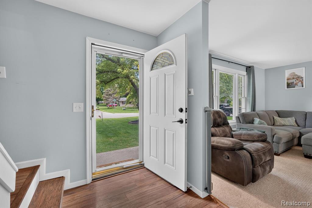 5521 Independence Colony Road Grand Blanc, MI 48439 - Photo 6 of 45