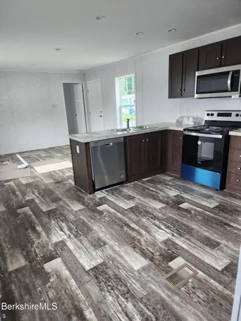 $139,900 | 4 Seminole Drive, North Adams, MA 01247