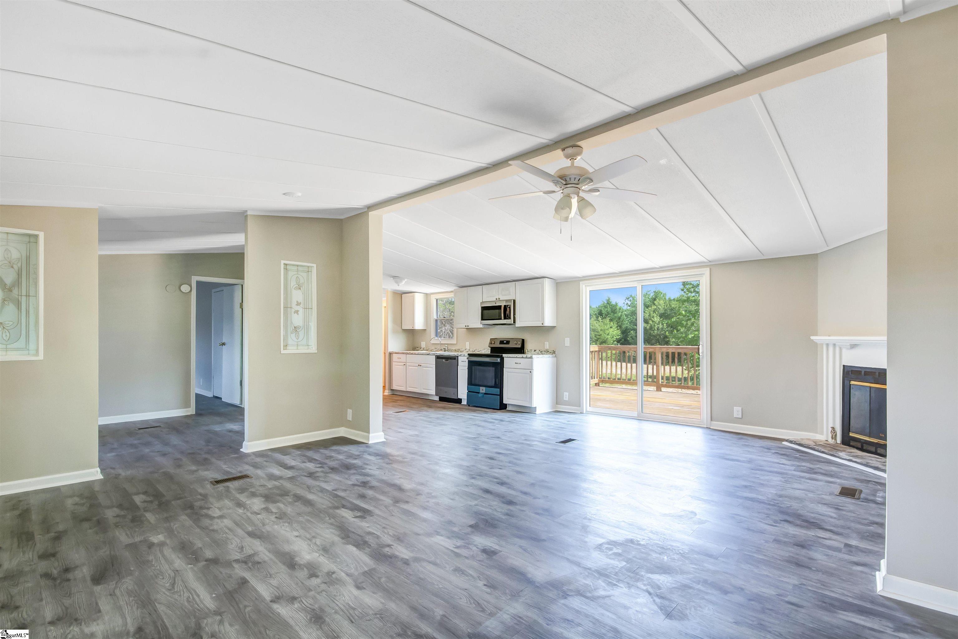 4562 Bramlett Church Road Gray Court, SC 29645 - Photo 4 of 25 Gallery Image 4