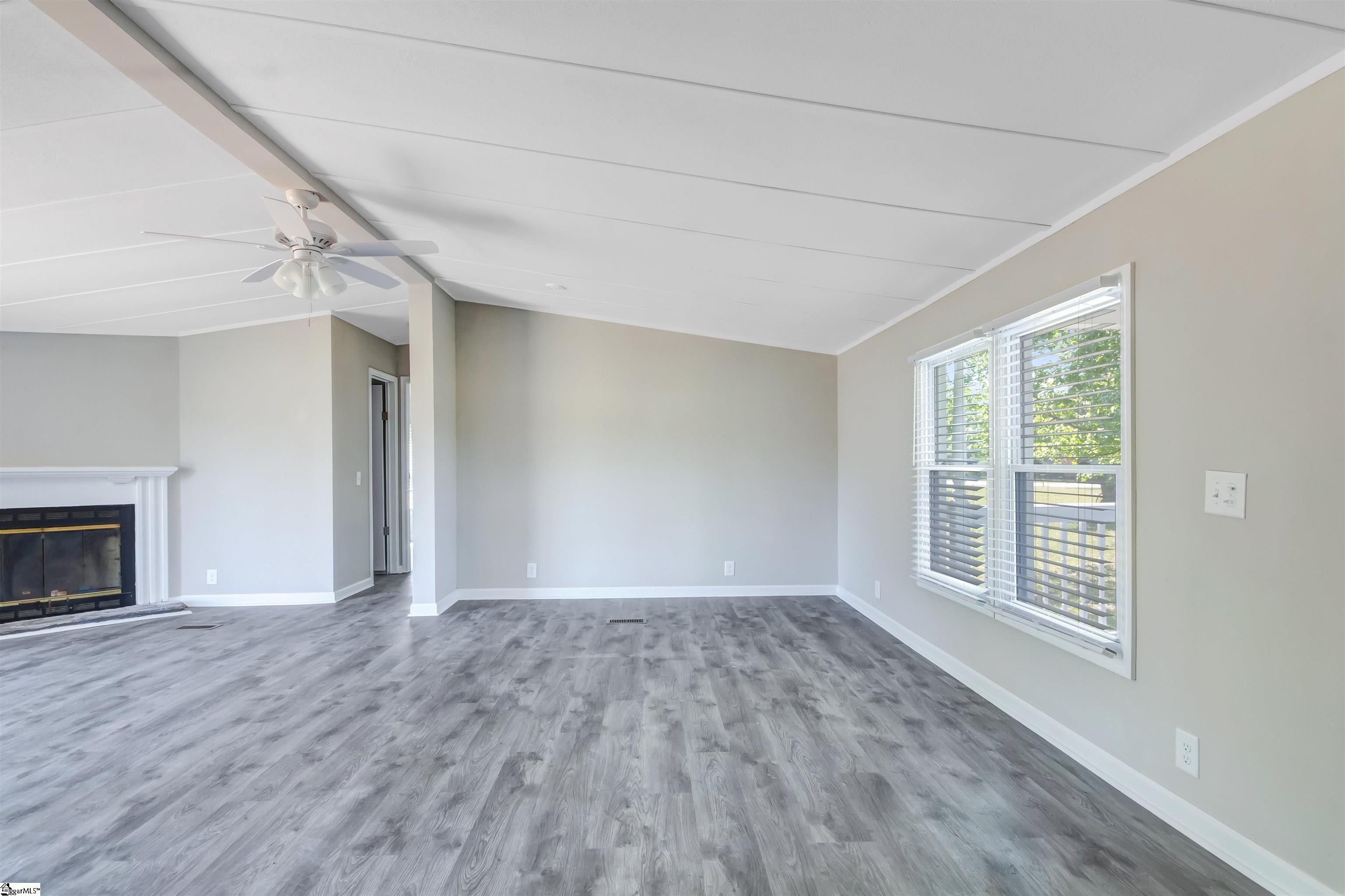 4562 Bramlett Church Road Gray Court, SC 29645 - Photo 6 of 25 Gallery Image 6