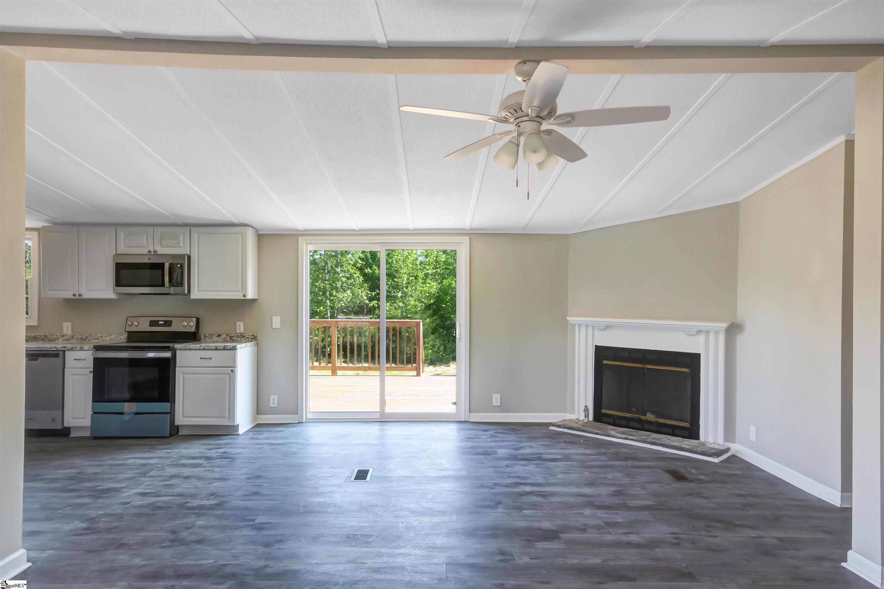 4562 Bramlett Church Road Gray Court, SC 29645 - Photo 7 of 25 Gallery Image 7