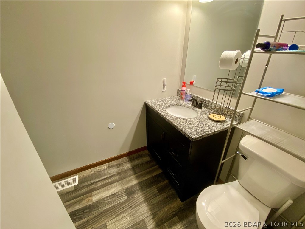 12420 County Road Holts Summit, MO 65043 - Photo 17 of 44 Main Bathroom