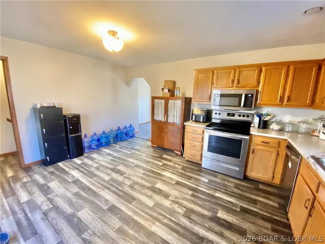 $268,900 | 12420 County Road, Holts Summit, MO 65043