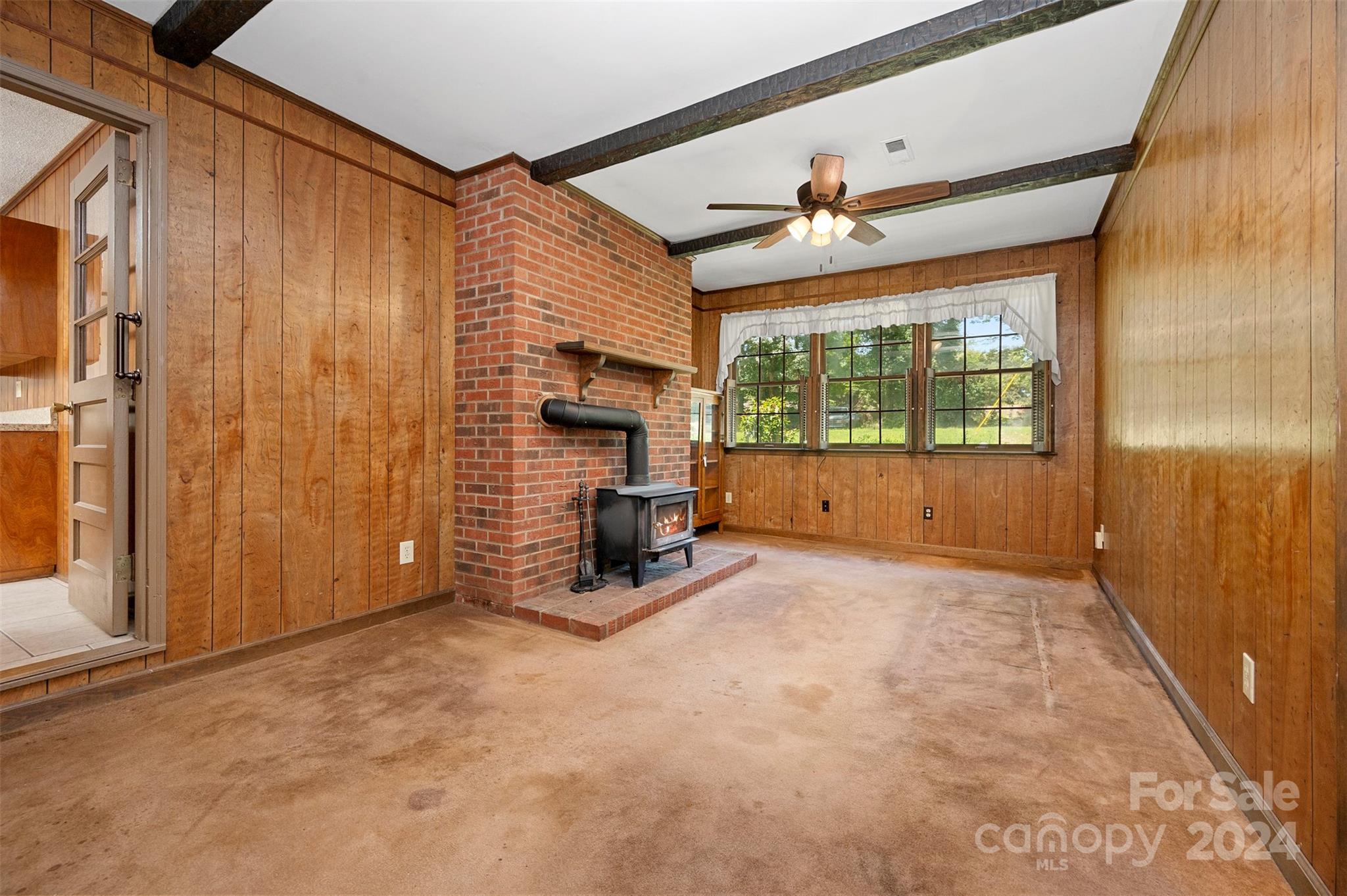 182 Collett Street Rutherfordton, NC 28139 - Photo 4 of 33