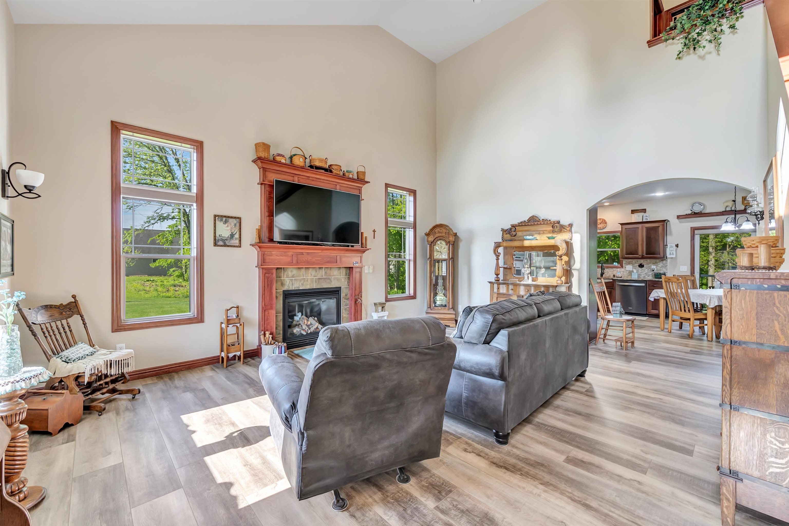817 Woodrow Street Denmark, WI 54208 - Photo 2 of 50