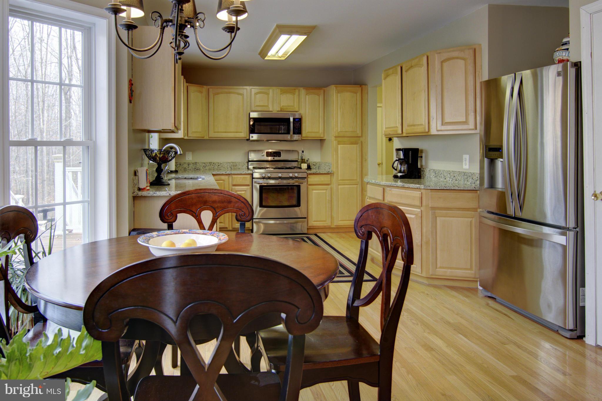 270 Tacketts Mill Road Stafford, VA 22556 - Photo 18 of 30 Eat-in Space