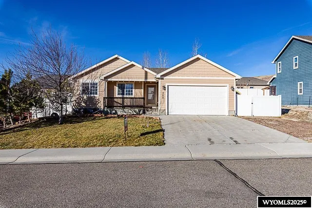 $365,000 | 302 Via Assisi, Rock Springs, WY 82901