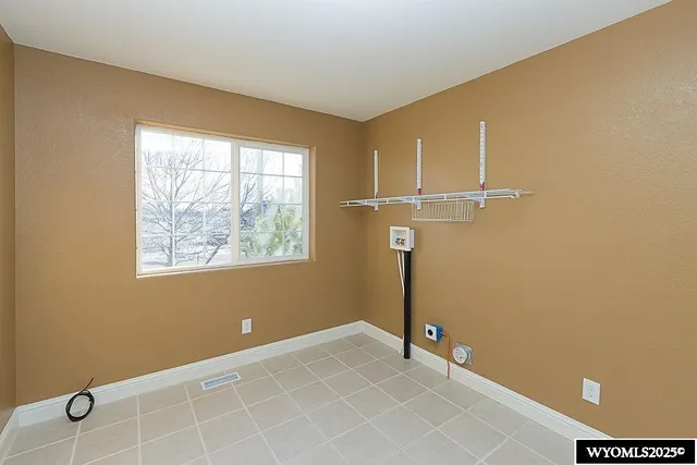 $365,000 | 302 Via Assisi, Rock Springs, WY 82901