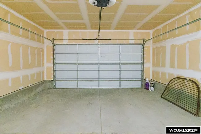 $365,000 | 302 Via Assisi, Rock Springs, WY 82901