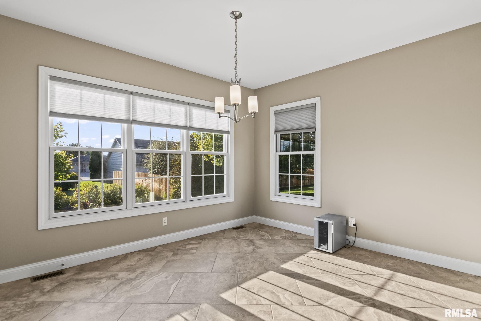 2813 Rutherford Trek Springfield, IL 62711 - Photo 14 of 54 Gallery Image 14