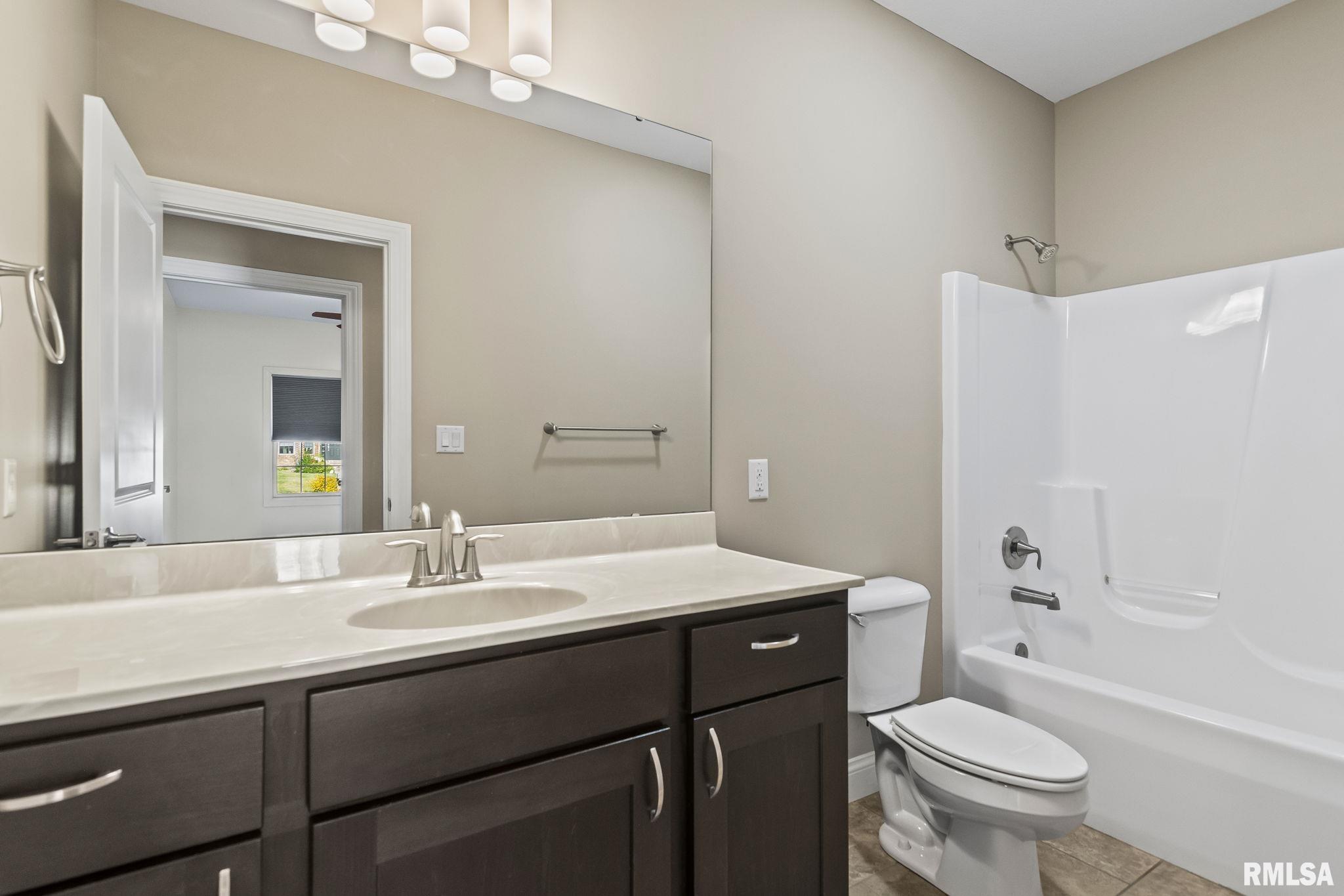 2813 Rutherford Trek Springfield, IL 62711 - Photo 29 of 54 Gallery Image 29