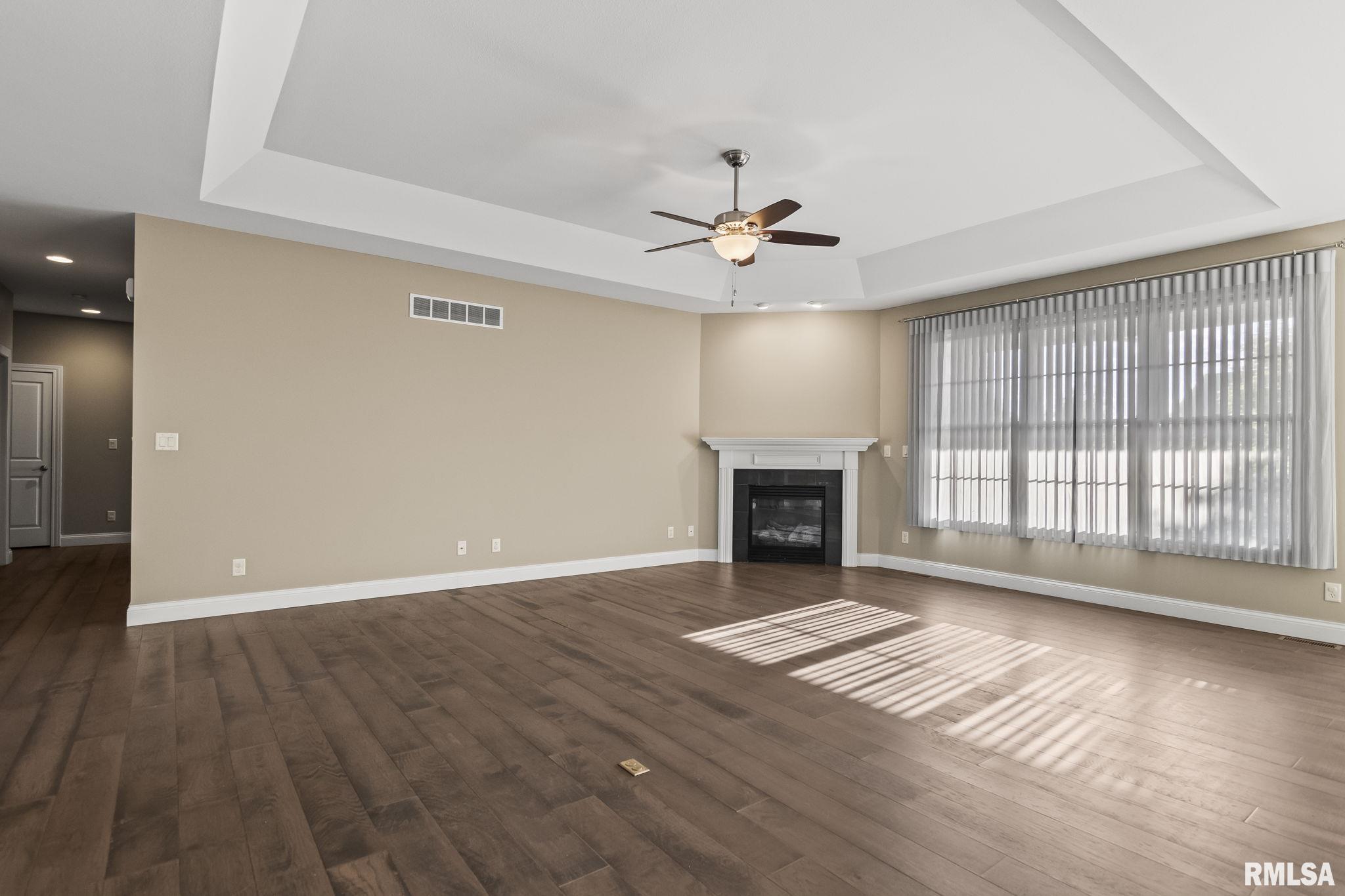 2813 Rutherford Trek Springfield, IL 62711 - Photo 7 of 54 Gallery Image 7