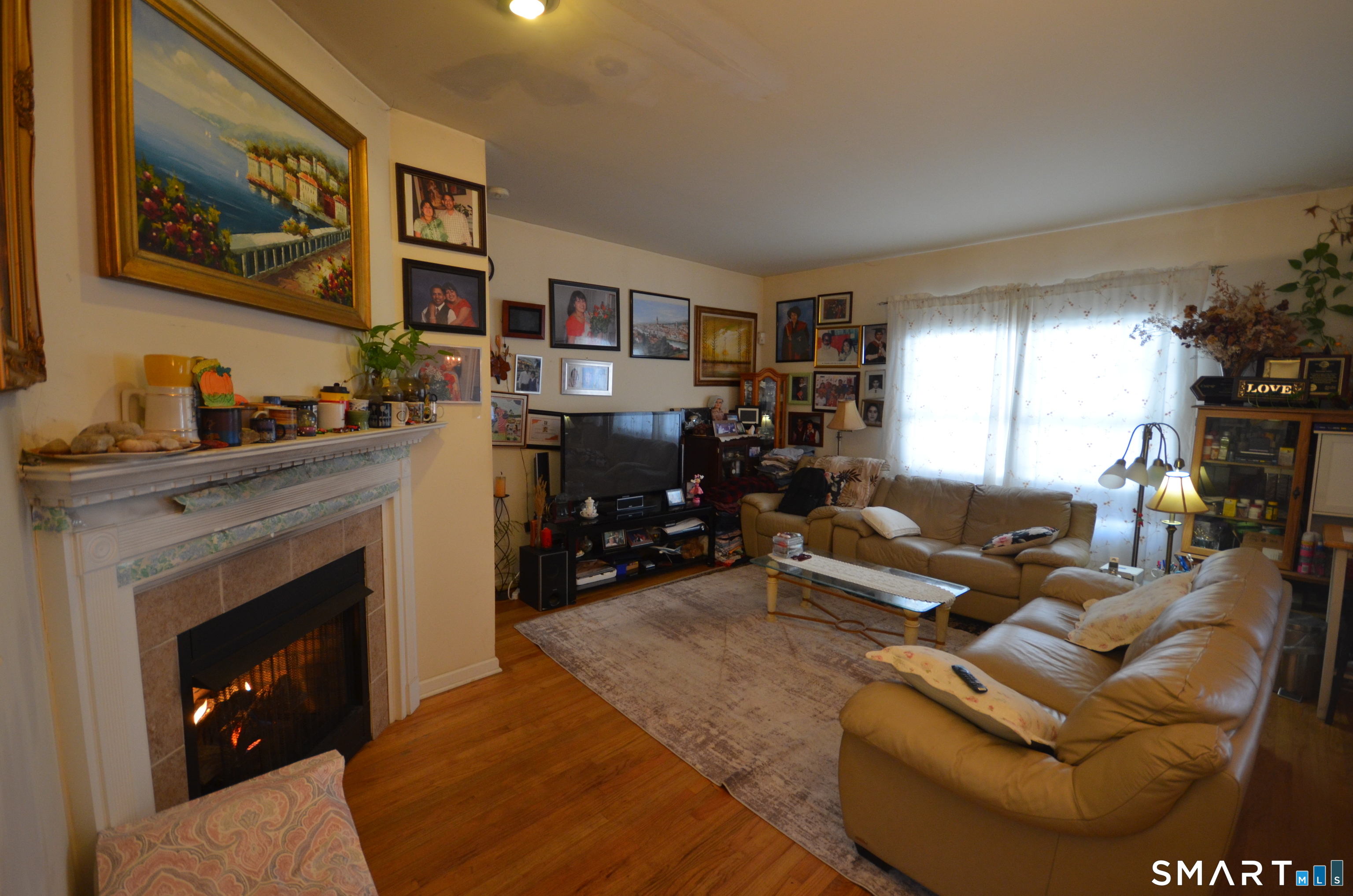 1376 Chopsey Hill Road Bridgeport, CT 06606 - Photo 11 of 35