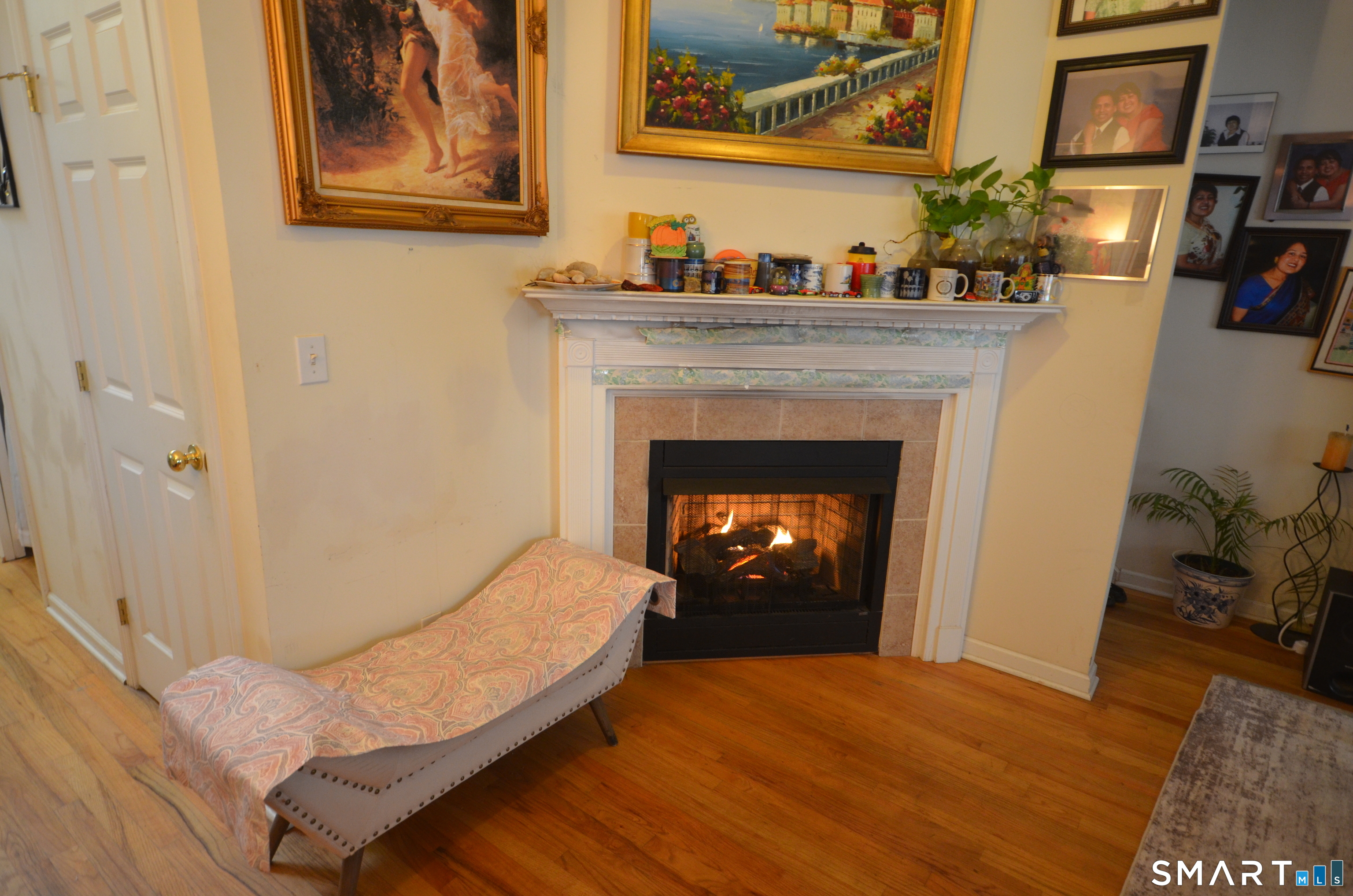 1376 Chopsey Hill Road Bridgeport, CT 06606 - Photo 13 of 35