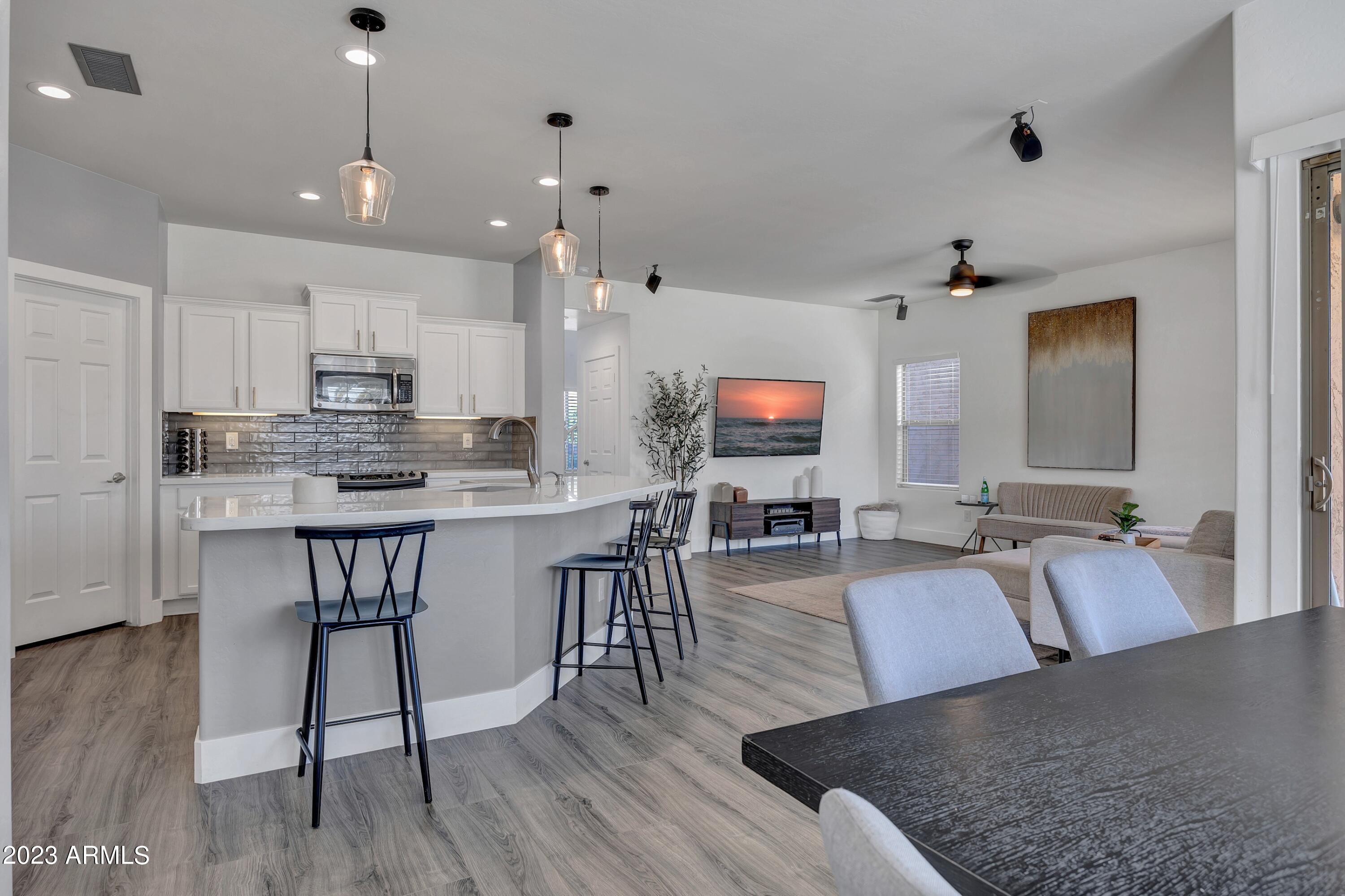 2109 West Kathleen Road Phoenix, AZ 85023 - Photo 11 of 34 2109 W Kathleen Rd-16