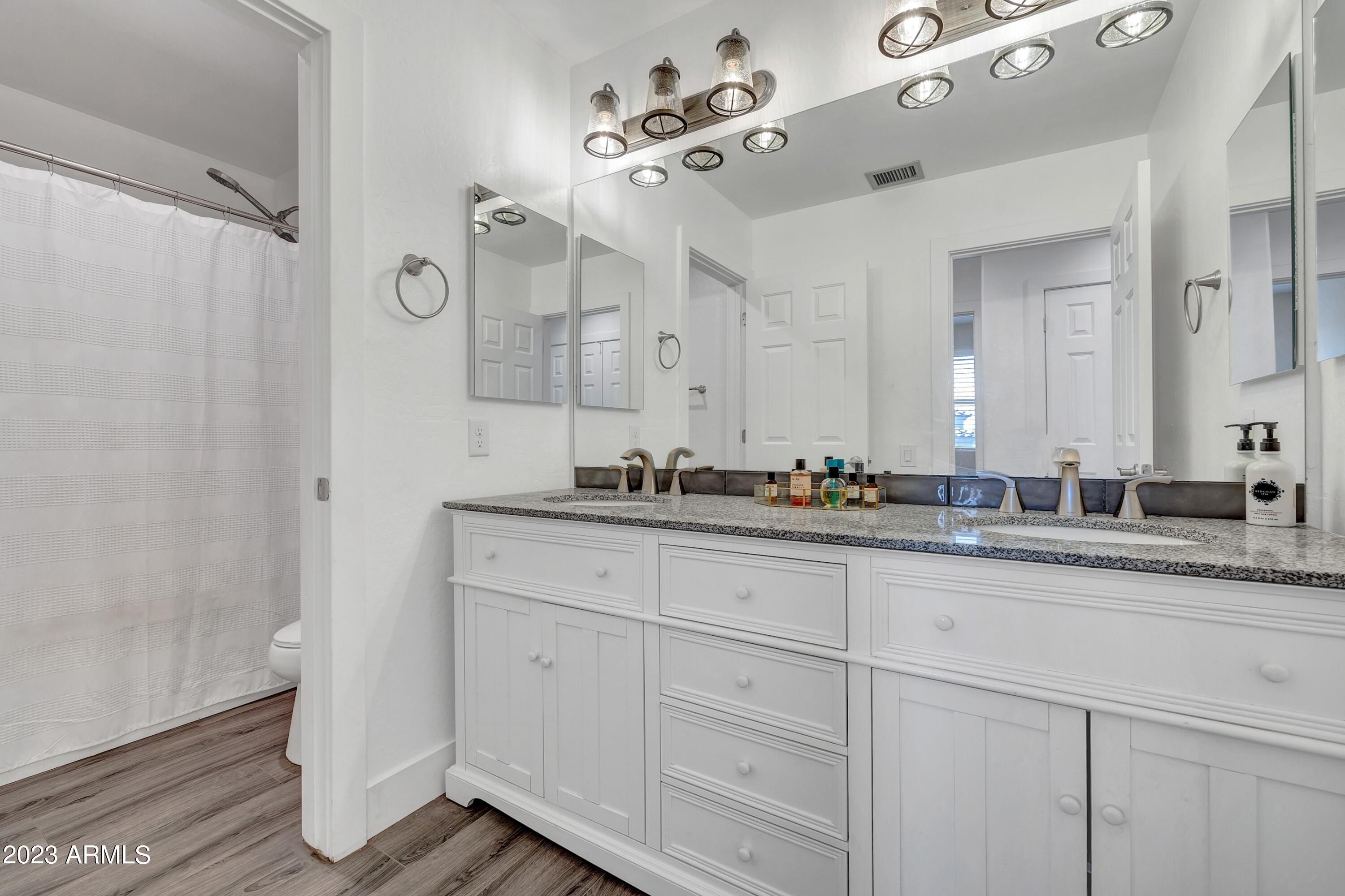 2109 West Kathleen Road Phoenix, AZ 85023 - Photo 25 of 34 2109 W Kathleen Rd-30