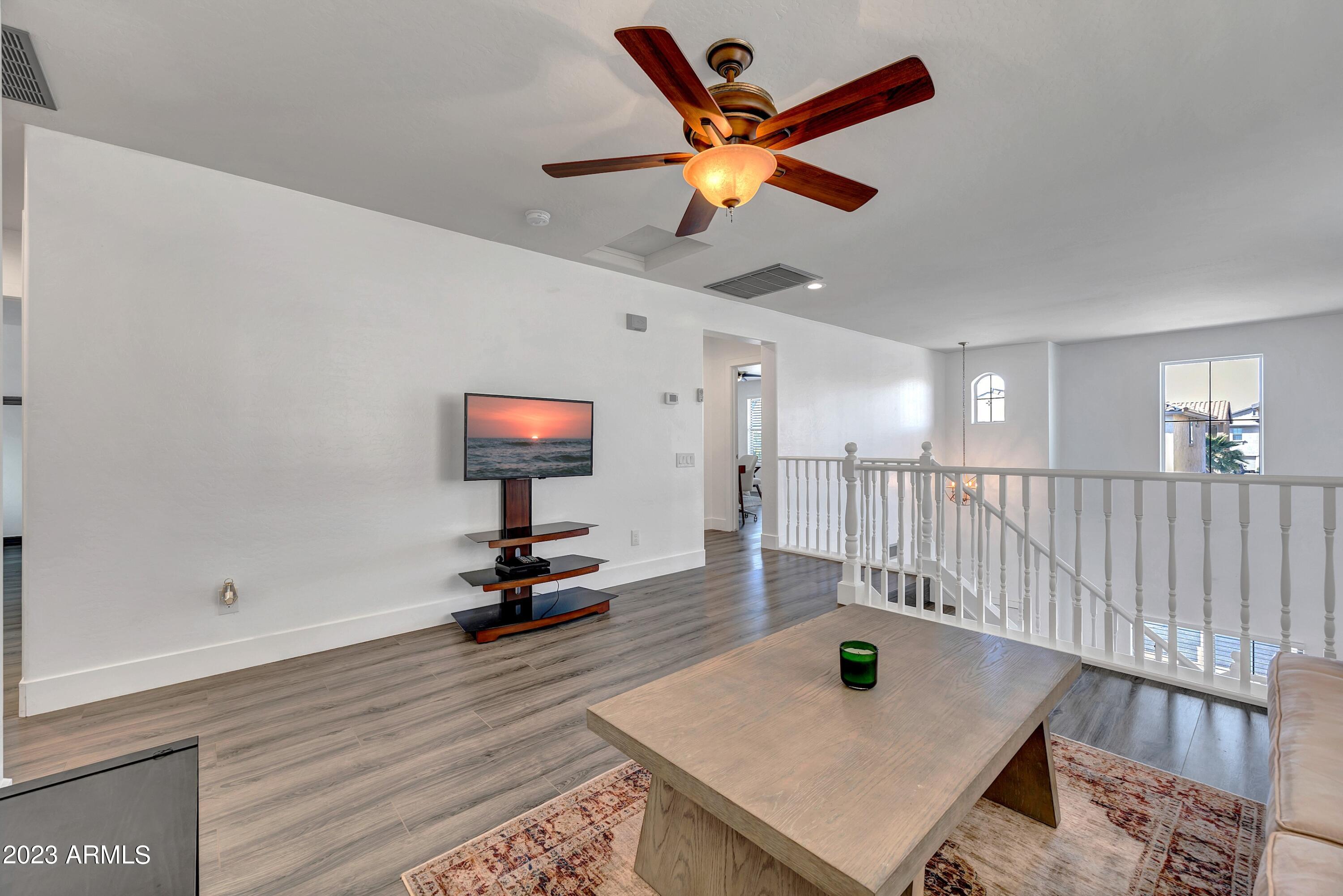 2109 West Kathleen Road Phoenix, AZ 85023 - Photo 26 of 34 2109 W Kathleen Rd-34