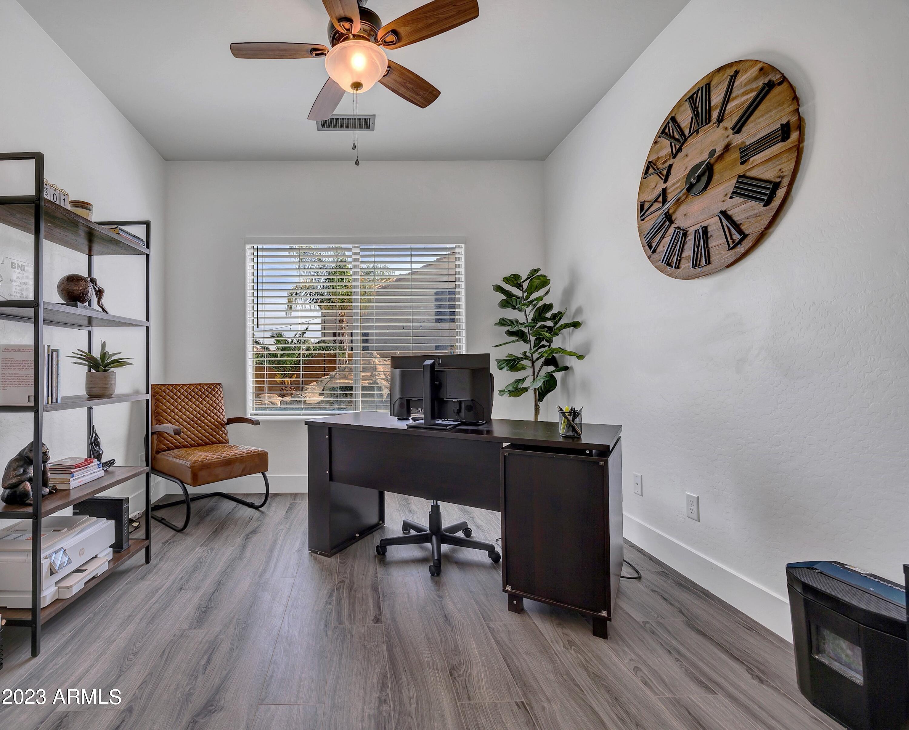 2109 West Kathleen Road Phoenix, AZ 85023 - Photo 3 of 34 2109 W Kathleen Rd-37