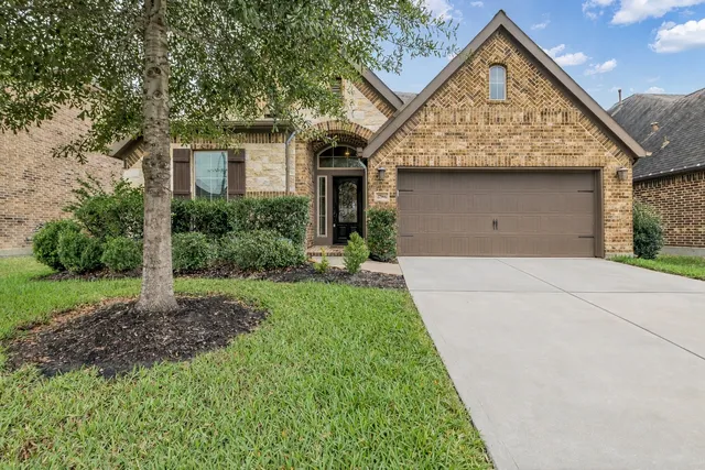 $499,990 | 27946 Emory Cove Drive, Spring, TX 77386