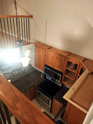 $1,300 | 500 Pelican Avenue, Unit E, New Orleans, LA 70114