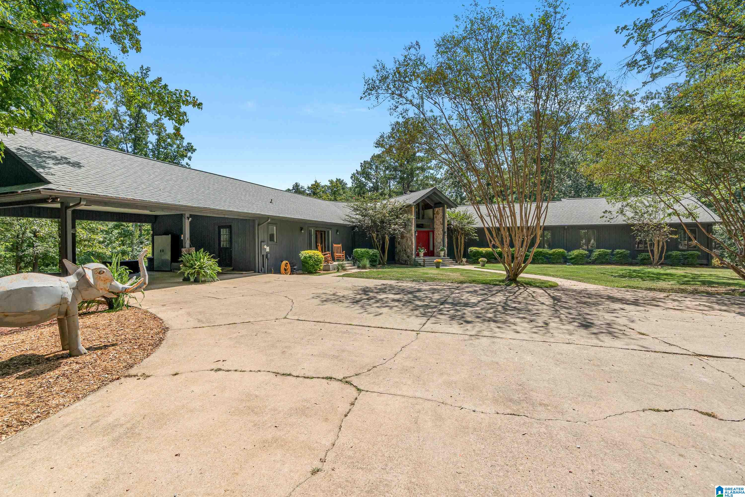 9215 Bear Creek Road Sterrett, AL 35147 - Photo 3 of 99