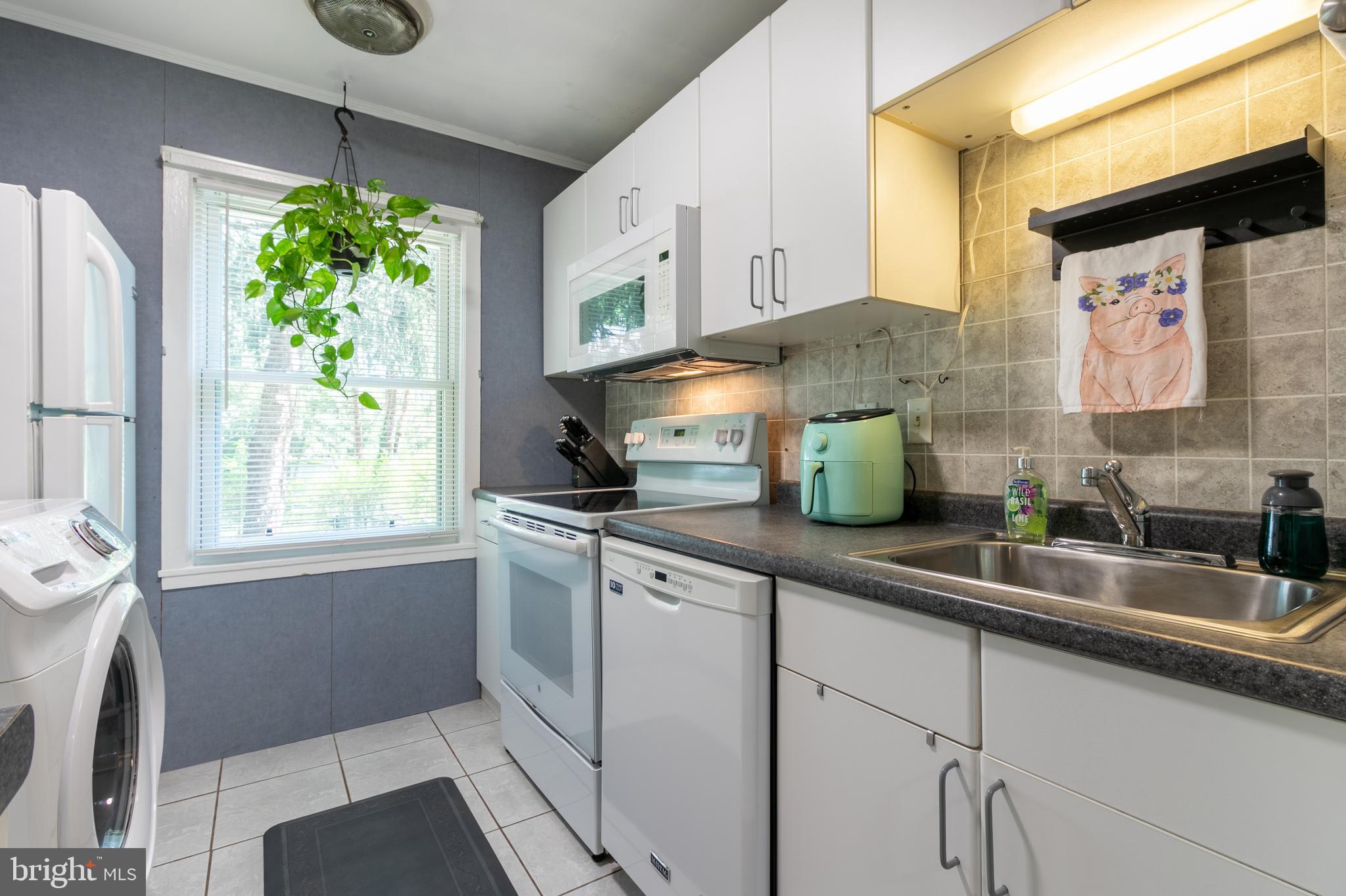 14 Ridge Road Greenbelt, MD 20770 - Photo 8 of 20