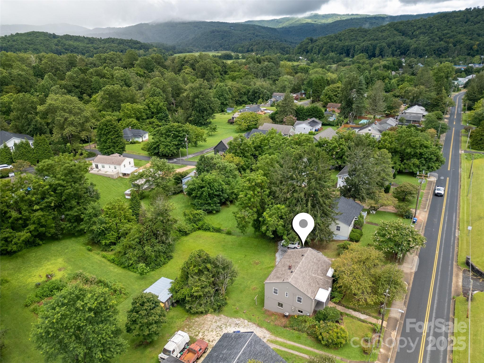 255 North Country Club Road Brevard, NC 28712 - Photo 4 of 36 Gallery Image 4